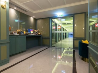 THE MULBERRY BANGKOK KHAOSAN ROAD