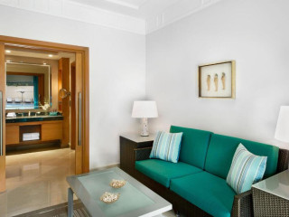 The Nile Ritz-Carlton, Cairo