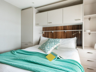 THE NORFOLK ESCAPE - BEAUTIFUL AND BRIGHT 4 MEWS HOMES WITH 16BDR