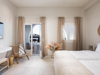 The Noverian Bios Santorini Boutique Hotel