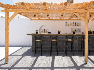 The Noverian Bios Santorini Vegan - Vegetarian Boutique Hotel