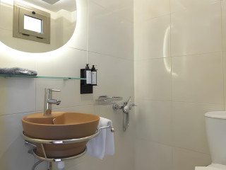 THE NOVERIAN SCENIC CRETE HILLTOP VILLA RESORT