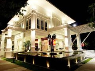 The Old Phuket - Karon Beach Resort