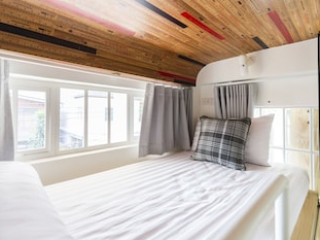 THE PATTERN BOUTIQUE (SHA)