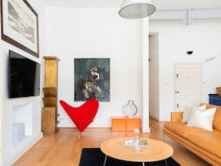 THE POWIS SQUARE ESCAPE - MODERN 2BDR IN NOTTING HILL