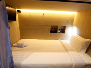 THE PRINTING HOUSE POSHTEL