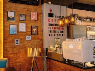 THE PRINTING HOUSE POSHTEL