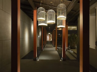 THE QUARTER HUALAMPHONG BY UHG