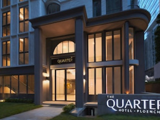 THE QUARTER PLOENCHIT BY UHG