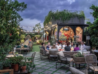 THE QUARTIER BANGKOK