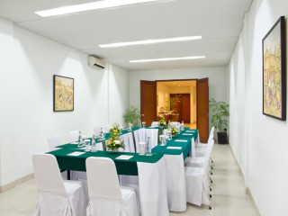 The Rani Hotel & Spa