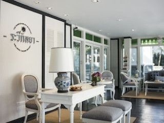 THE RAWEEKANLAYA BANGKOK WELLNESS CUISINE RESORT (SHA)