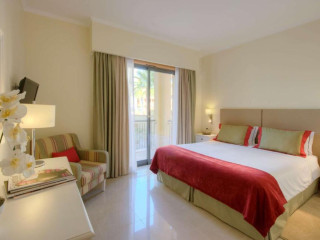 The Residences at Victoria