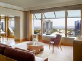 The Ritz-Carlton, Millenia Singapore