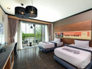 THE RIVER SCENE HOTEL