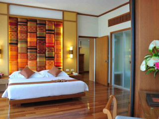 The Royal Paradise Hotel & Spa