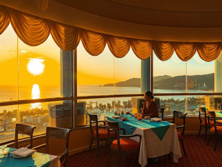 The Royal Paradise Hotel & Spa