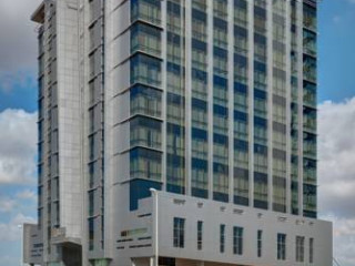 THE S HOTEL AL BARSHA