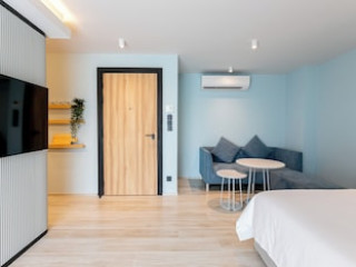 THE SACHA APART-HOTEL THONGLOR