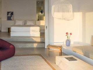 The Saint Hotel
