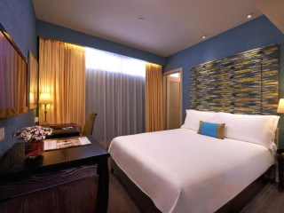 The Scarlet Singapore