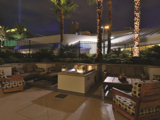 The Signature at MGM Grand - All Suites
