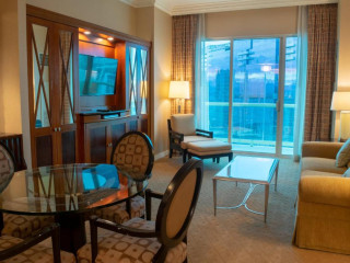 The Signature at MGM Grand - All Suites