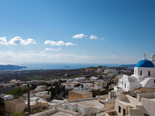 The Small Architect's Villa Santorini