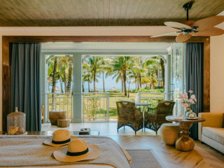 The St. Regis Le Morne Resort