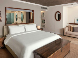 The St. Regis Le Morne Resort