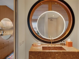 THE STANDARD BRUSSELS