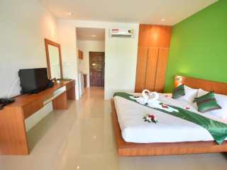 The Touch Green Hotel Naiyang