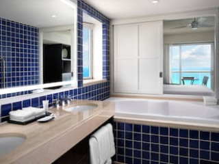 THE WESTIN LAGUNAMAR OCEAN RESORT VILLAS & SPA CANCUN