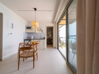 Thea Luxury Suites