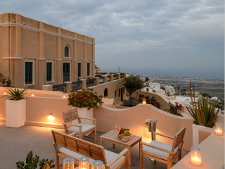 Themis Goddess Cave Suites