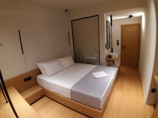 THEOFILOS CITY HOTEL