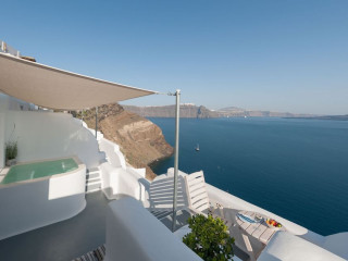 Thirea Suites Oia Sanatorini