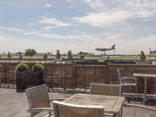 Thistle London Heathrow Terminal 5 Hotel
