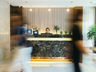 THOMSON RESIDENCE (SHA)