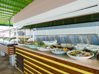 THRONE BEACH RESORT&SPA