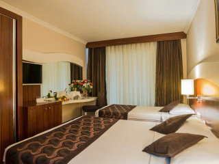 THRONE BEACH RESORT&SPA