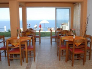 Tilemaxos & Anneta Hotel