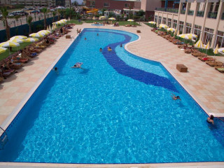 Sani Asterias Suites