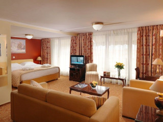 Titania Hotel Athens