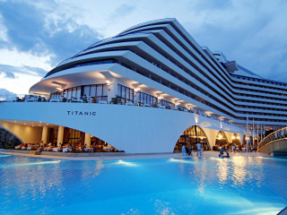 Reverence Life Hotel