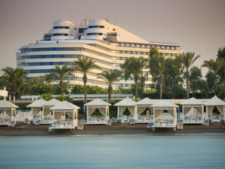 Reverence Life Hotel