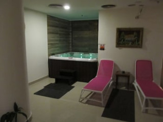 TOLIP EL NARGES HOTEL & SPA