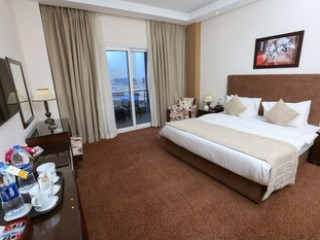 TOLIP EL NARGES HOTEL & SPA