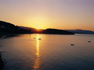 Tolon Beach Hotel