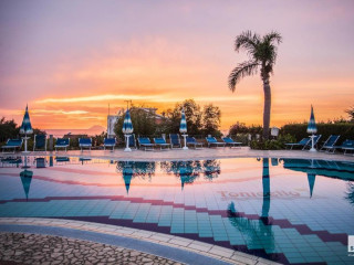 Tonicello Resort